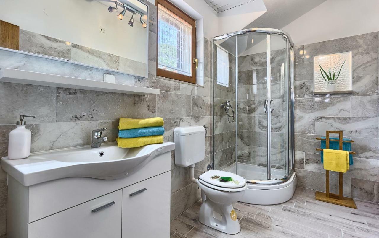 Lantana Apartment 볼 외부 사진